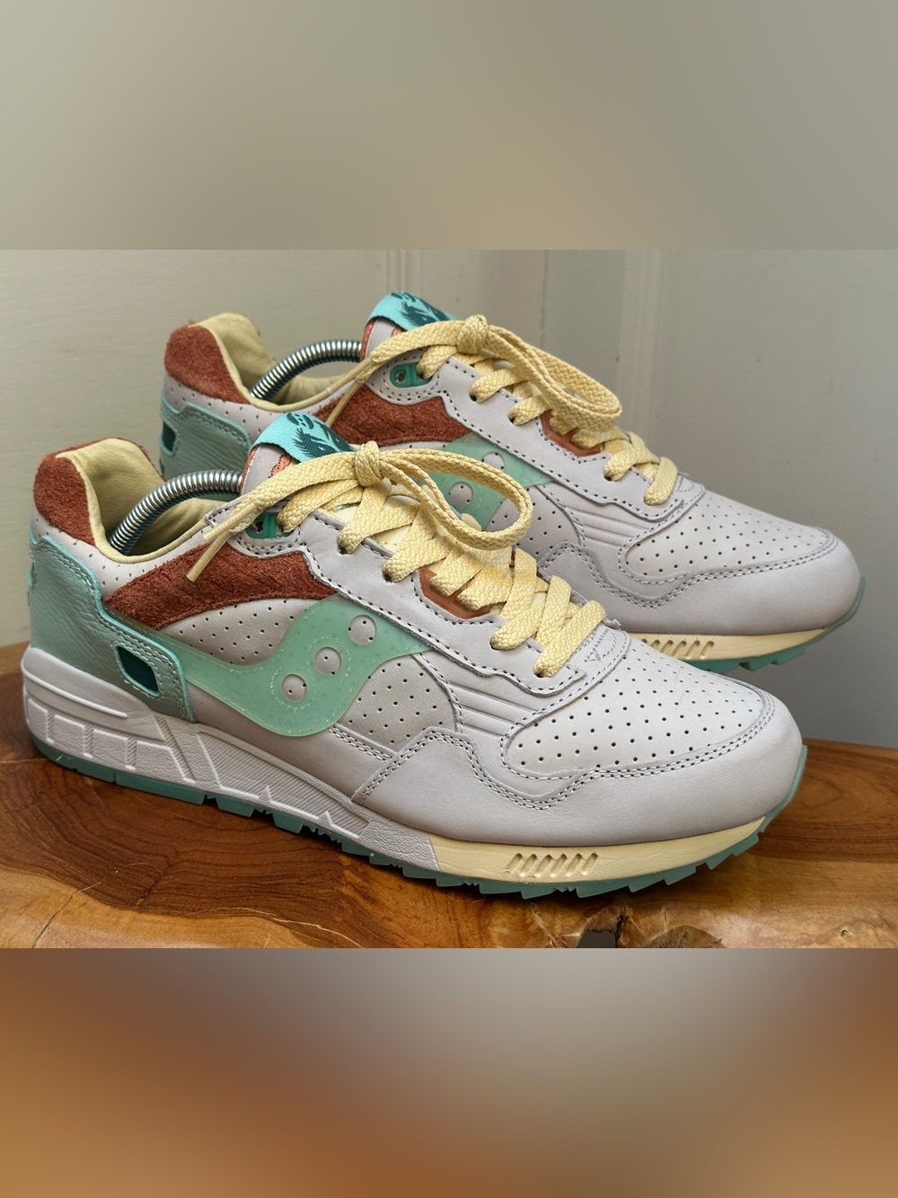 Saucony Shadow 5000 “St. Barth” - Size: US Men’s 10.5